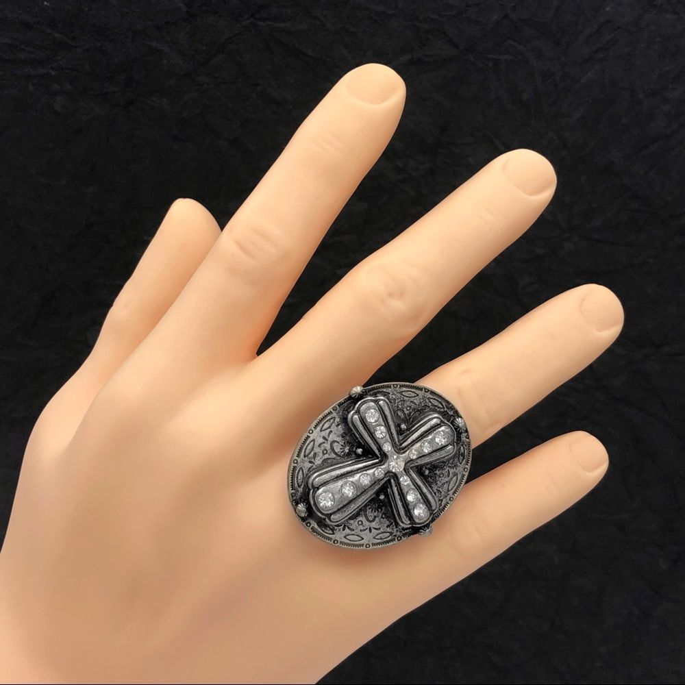 Chunky Oval Christian Cross Cocktail Stretch Ring